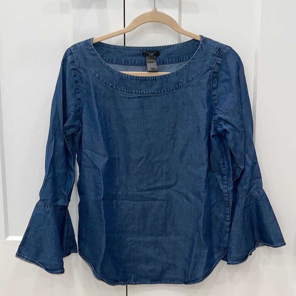 Anne Taylor Bell Sleeve Top